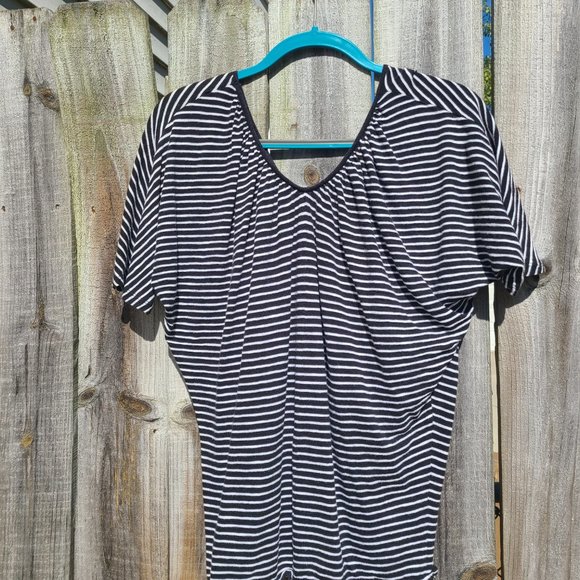 Express Short Sleeve V Neck Striped Dolman Shirt.  Size small - Picture 3 of 4